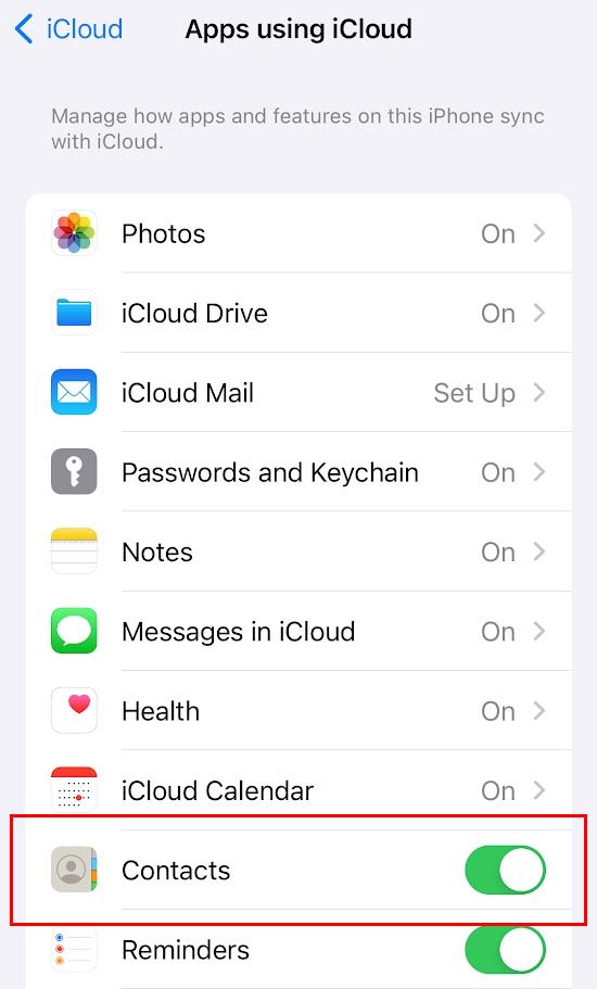 Screenshot of Apps using iCloud settings expanded, showing Contacts toggle on